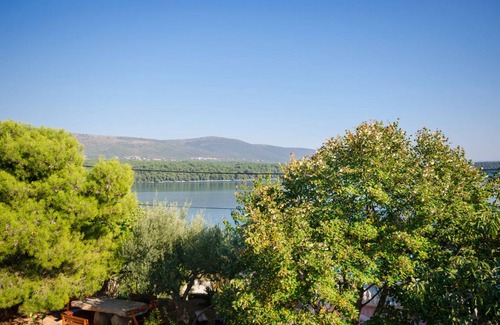 Rakalj Apartment | 110 m² Apartment ∙ 4 bedrooms ∙ 8 guests