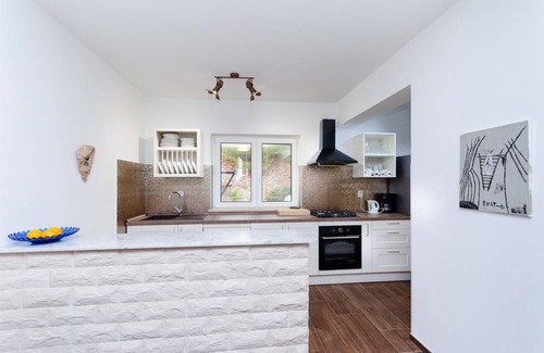 Rakalj Apartment | 110 m² Apartment ∙ 4 bedrooms ∙ 8 guests