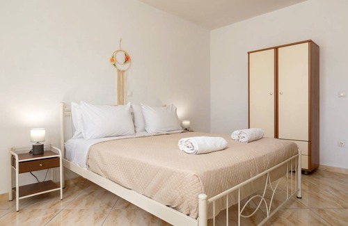 Kalpaki Apartment | 110 m² Apartment ∙ 4 bedrooms ∙ 8 guests