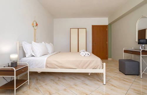 Kalpaki Apartment | 110 m² Apartment ∙ 4 bedrooms ∙ 8 guests