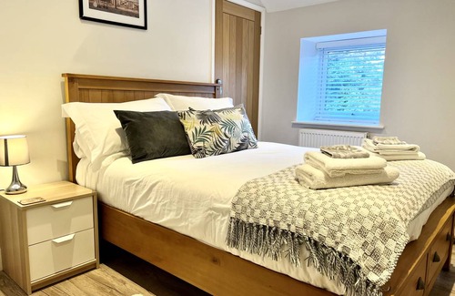 Staunton Cottage | 110 m² Cabin ∙ 3 bedrooms ∙ 6 guests