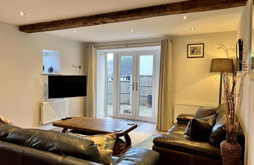 Staunton Cottage | 110 m² Cabin ∙ 3 bedrooms ∙ 6 guests