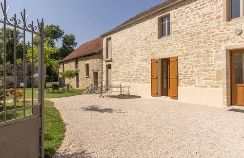 Uncey-le-Franc Cottage | 110 m² Cabin ∙ 3 bedrooms ∙ 6 guests