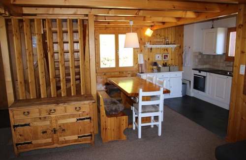 Salins Ski Chalet | 110 m² Chalet ∙ 5 bedrooms ∙ 8 guests