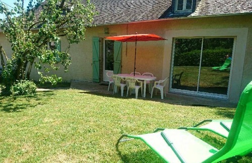 Albignac House | 110 m² Gîte ∙ 3 bedrooms ∙ 6 guests