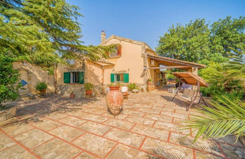 Partanna House | 110 m² House ∙ 1 bedroom ∙ 7 guests