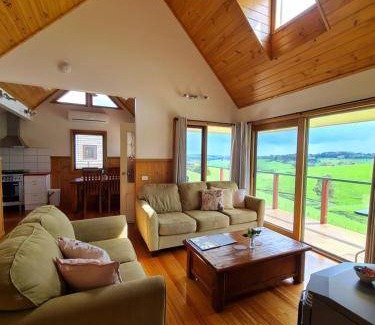 Dumbalk House | 110 m² House ∙ 2 bedrooms ∙ 4 guests