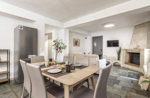 Vasilikos House | 110 m² House ∙ 3 bedrooms ∙ 8 guests