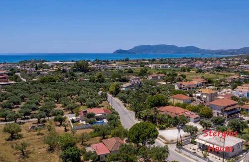 Kalamaki House | 110 m² House ∙ 3 bedrooms ∙ 6 guests