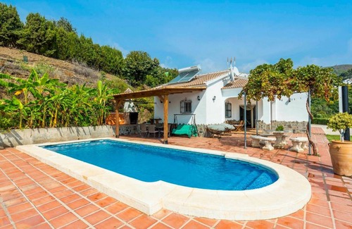 Canillas de Albaida House | 110 m² House ∙ 3 bedrooms ∙ 6 guests