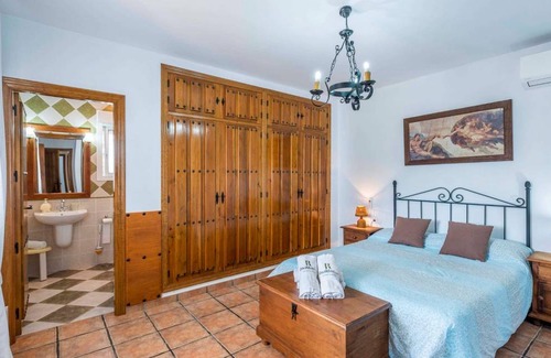 Canillas de Albaida House | 110 m² House ∙ 3 bedrooms ∙ 6 guests
