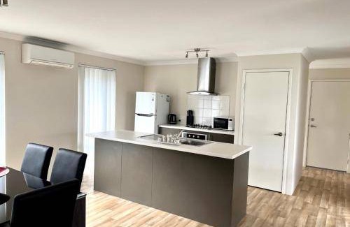 Kealy House | 110 m² House ∙ 3 bedrooms ∙ 6 guests