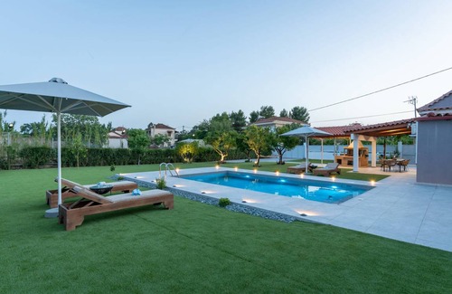Messaia House | 110 m² House ∙ 3 bedrooms ∙ 6 guests