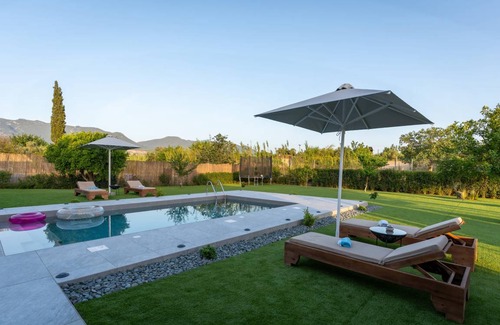 Messaia House | 110 m² House ∙ 3 bedrooms ∙ 6 guests