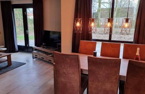 Ewijk House | 110 m² House ∙ 3 bedrooms ∙ 6 guests