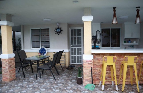 Angeles City House | 110 m² House ∙ 4 bedrooms ∙ 10 guests