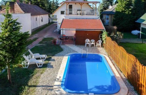 Balatonfenyves House | 110 m² House ∙ 3 bedrooms ∙ 8 guests