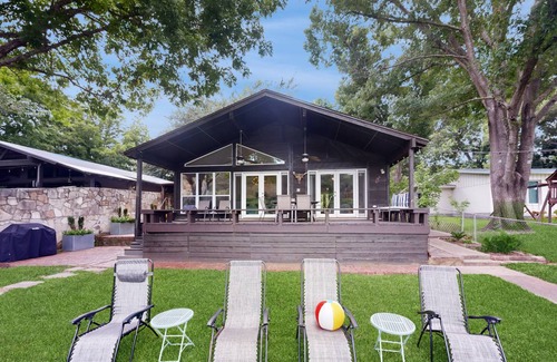 Saratoga Point House | 110 m² House ∙ 2 bedrooms ∙ 8 guests