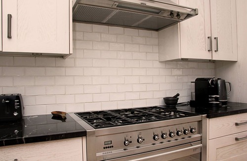 Earl's Court Apartment | 110 m² luxury two-bed apartment in Earls Court
