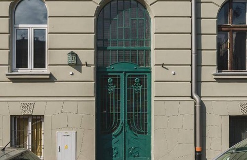 Stare Miasto Apartment | 110 m² Serviced apartment ∙ 2 bedrooms ∙ 8 guests
