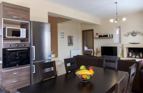 Apolpaina Villa | 110 m² Villa ∙ 3 bedrooms ∙ 9 guests