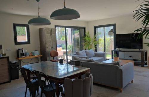 Est Villa | 110 m² Villa ∙ 3 bedrooms ∙ 6 guests
