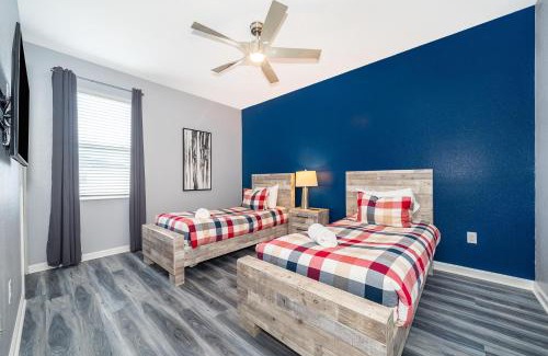Four Corners Apartment | 1103EZ CHAMPIONS GATE,CONDO + GAME ROOM
