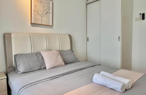 Taman Bukit Mewah Apartment | 1105 Modern Comfort Next to Paradigm 4pax 2bedroom JB