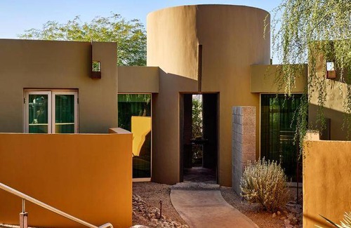 Camel Dale Properties Hotel | 111 m² Hotel ∙ 127 guests