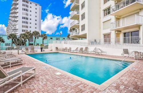 Seawinds Condo Apartment | 111 m² Apartment ∙ 2 bedrooms ∙ 5 guests