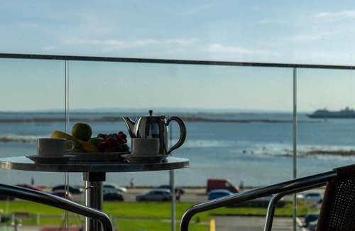 Galway Apartment | 111 m² Apartment ∙ 3 bedrooms ∙ 7 guests