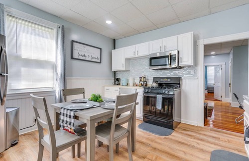 Stoughton Apartment | 111 m² Apartment ∙ 1 bedroom ∙ 4 guests