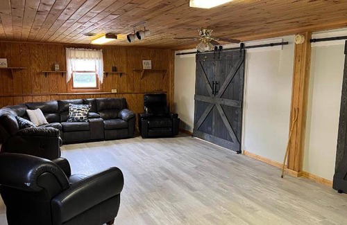 Wellsboro Apartment | 111 m² Apartment ∙ 4 bedrooms ∙ 8 guests