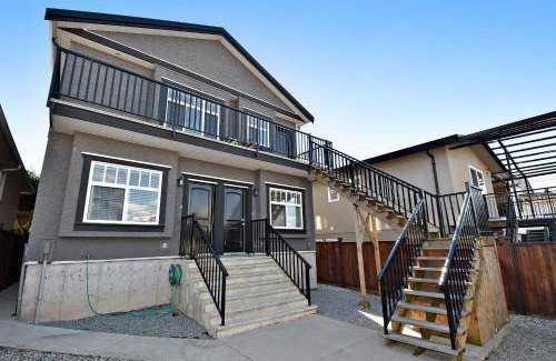 East Side Bed & Breakfast | 111 m² Bed and breakfast ∙ 3 bedrooms ∙ 5 guests