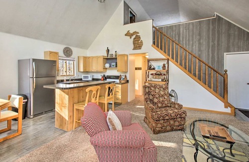 Mancelona Cottage | 111 m² Cabin ∙ 2 bedrooms ∙ 10 guests