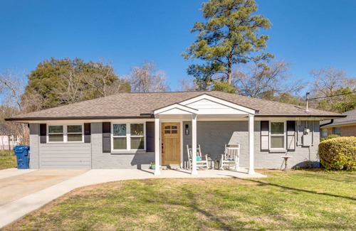 Tomball Cottage | 111 m² Cabin ∙ 2 bedrooms ∙ 4 guests