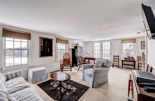 Ipswich Cottage | 111 m² Cabin ∙ 4 bedrooms ∙ 5 guests