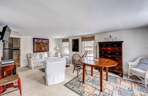 Ipswich Cottage | 111 m² Cabin ∙ 4 bedrooms ∙ 5 guests