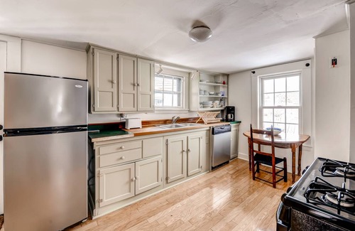 Ipswich Cottage | 111 m² Cabin ∙ 4 bedrooms ∙ 5 guests