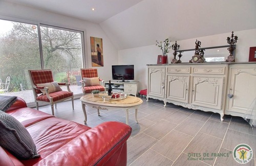 Tremorel House | 111 m² Gîte ∙ 2 bedrooms ∙ 4 guests
