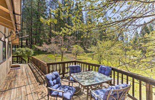 Weaverville House | 111 m² House ∙ 2 bedrooms ∙ 4 guests