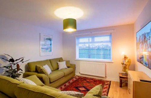 North Shields House | 111 m² House ∙ 3 bedrooms ∙ 5 guests