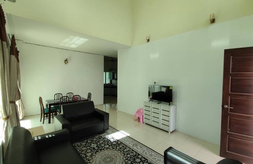 Hutan Kampung House | 111 m² House ∙ 1 bedroom ∙ 5 guests