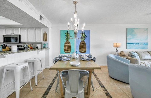 Fort Walton Beach Condo | 112 | Huge Balcony + Free Beach Service + 2 Pools + Pickleball