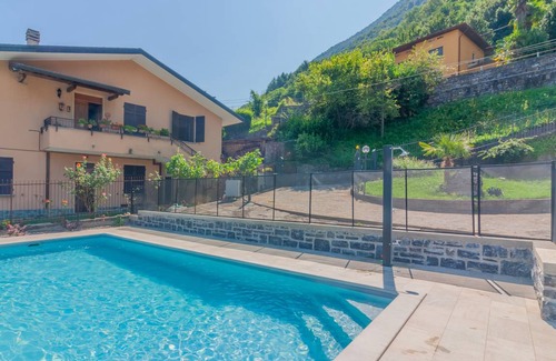 Lezzeno Apartment | 112 m² Apartment ∙ 2 bedrooms ∙ 4 guests
