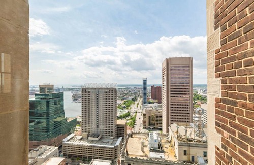 Downtown Baltimore Apartment | 112 m² Apartment ∙ 2 bedrooms ∙ 6 guests