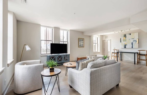 Downtown Baltimore Apartment | 112 m² Apartment ∙ 2 bedrooms ∙ 6 guests