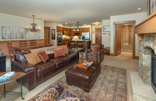 River Run Apartment | 112 m² Apartment ∙ 2 bedrooms ∙ 4 guests