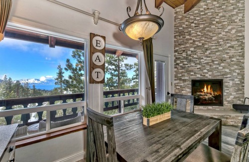 Tahoe Village Condo | 112 m² Condo ∙ 2 bedrooms ∙ 6 guests