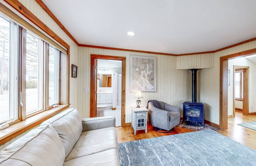 Surry House | 112 m² House ∙ 1 bedroom ∙ 8 guests
